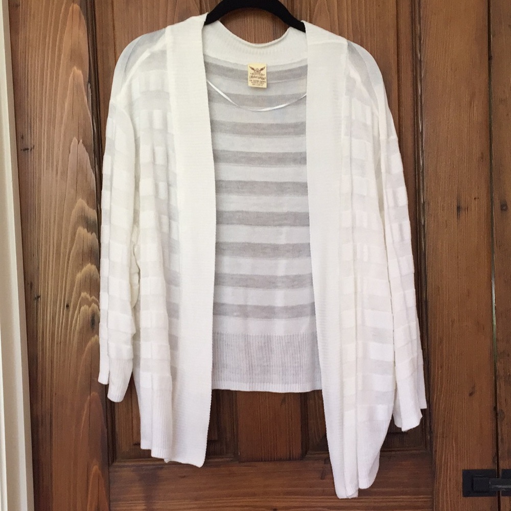 Faded Glory white 3X coverup